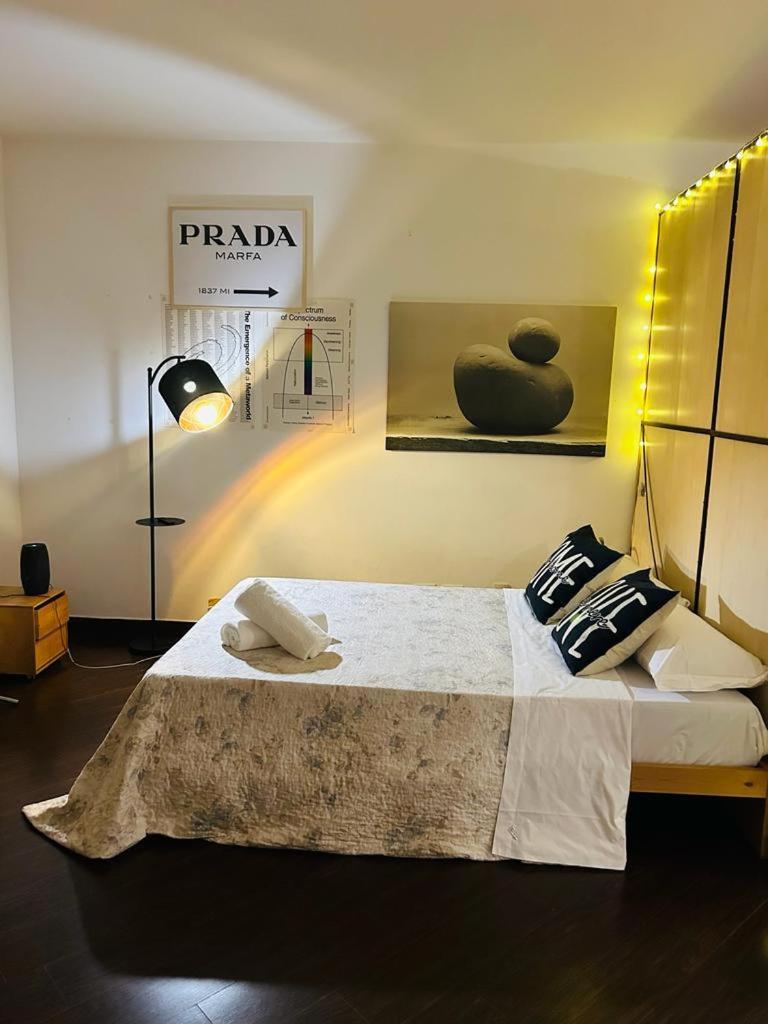 Easy Room Italy Prada Milano Eksteriør billede